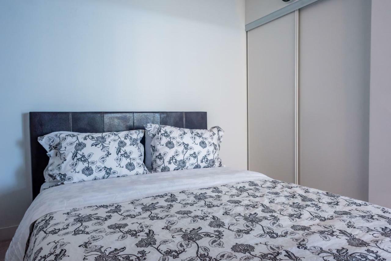 Luxury Downtown Toronto Condo - 2 Bedroom Exterior foto